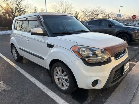 Used 2012 Kia Soul + image 3