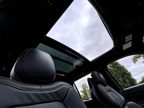 Used 2023 Lincoln Navigator Black Label image 22