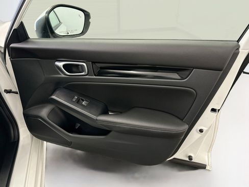 Used 2024 Honda Civic Touring image 34