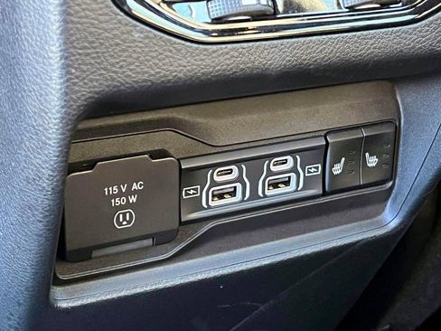 Certified 2024 Jeep Grand Cherokee Limited image 14