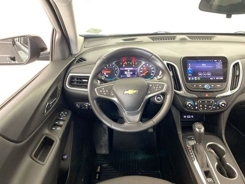 Used 2020 Chevrolet Equinox LT image 34