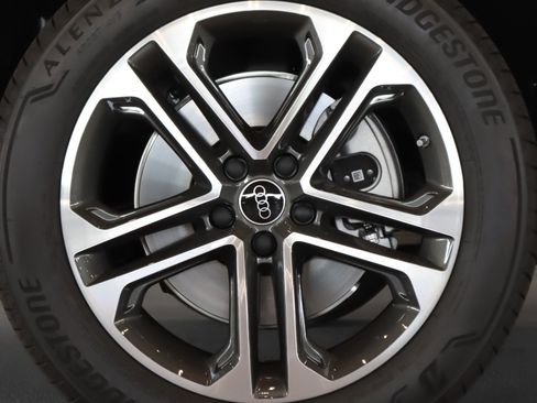 New 2026 Audi Q5 Premium AWD/4WD image 7