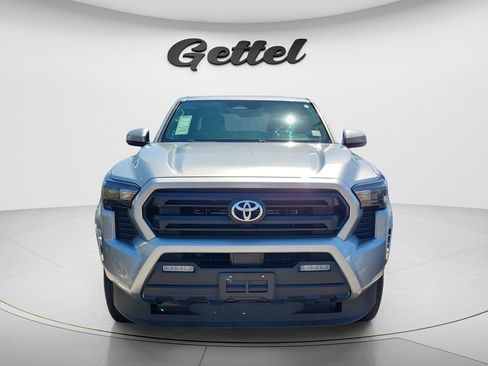Used 2024 Toyota Tacoma SR5 RWD image 3