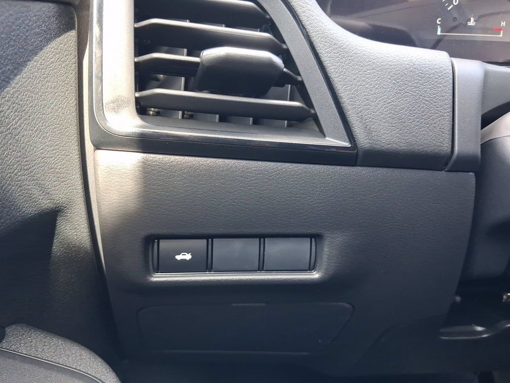 New 2027 Nissan Sentra SV FWD image 26
