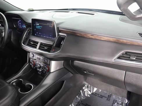 Used 2023 Chevrolet Suburban LT w/ LT Signature Package RWD image 7