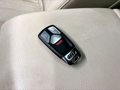 Used 2019 Audi Q5 2.0T Premium Plus w/ Premium Plus Package image 13