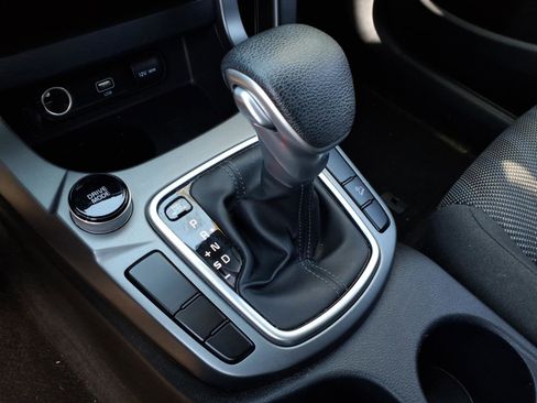 Used 2021 Kia Seltos LX image 23