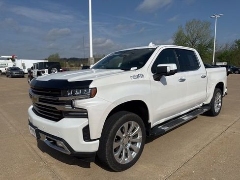Used 2021 Chevrolet Silverado 1500 High Country w/ Technology Package image 10