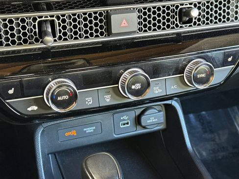 Certified 2023 Honda Civic EX image 18