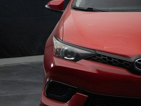 Used 2018 Toyota Corolla iM w/ All-Weather Mat Package image 5