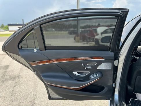 Used 2014 Mercedes-Benz S 63 AMG 4MATIC Sedan image 23