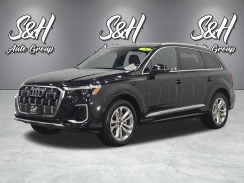 Used 2025 Audi Q7 3.0T Premium Plus AWD/4WD image 18