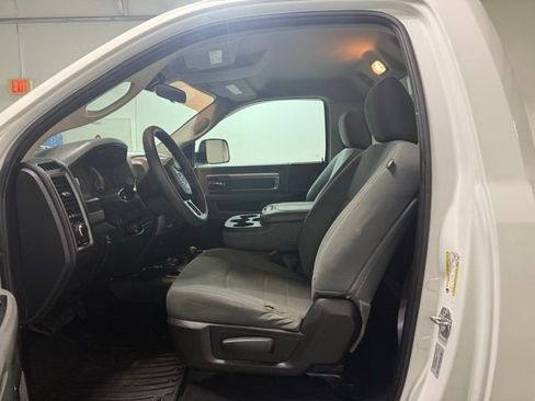 Used 2017 RAM 2500 Tradesman w/ Chrome Appearance Group image 10