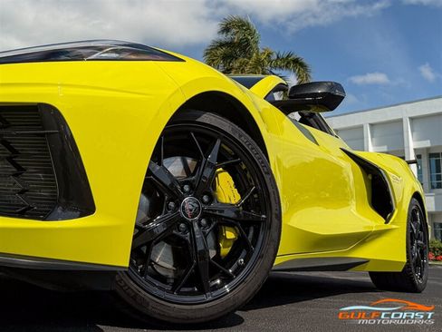 Used 2022 Chevrolet Corvette Stingray Premium Conv RWD image 11