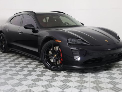 Certified 2024 Porsche Taycan GTS AWD/4WD image 9