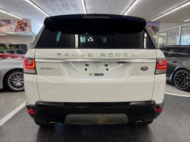 Used 2016 Land Rover Range Rover Sport SE AWD/4WD image 7