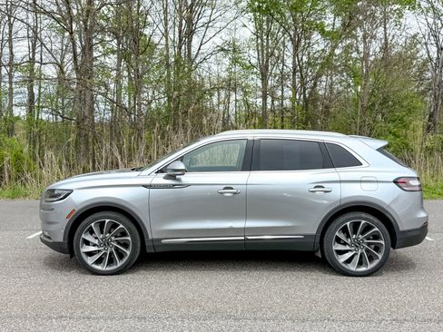 Used 2023 Lincoln Nautilus Reserve w/ Equipment Group 202A AWD/4WD image 8