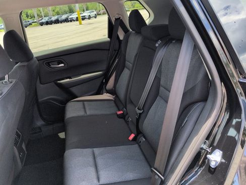 Used 2026 Nissan Rogue SV FWD image 15