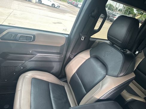 Used 2024 Ford Bronco Wildtrak AWD/4WD image 9