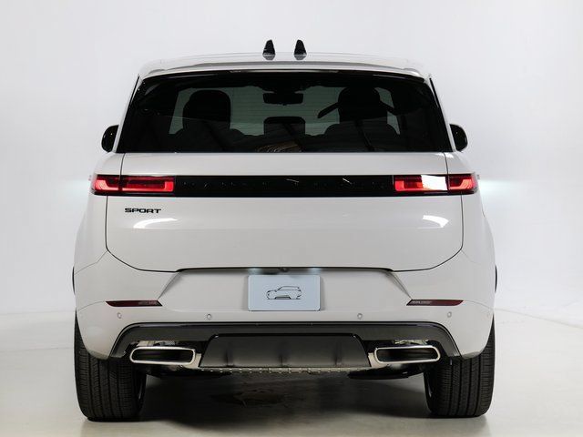 New 2026 Land Rover Range Rover Sport Dynamic SE AWD/4WD image 7