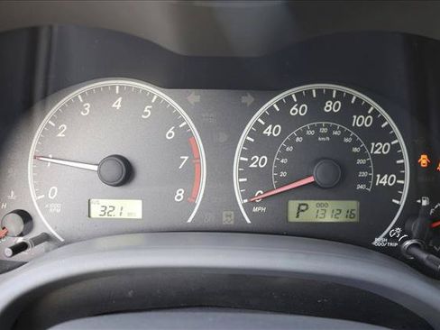 Used 2010 Toyota Corolla LE FWD image 14