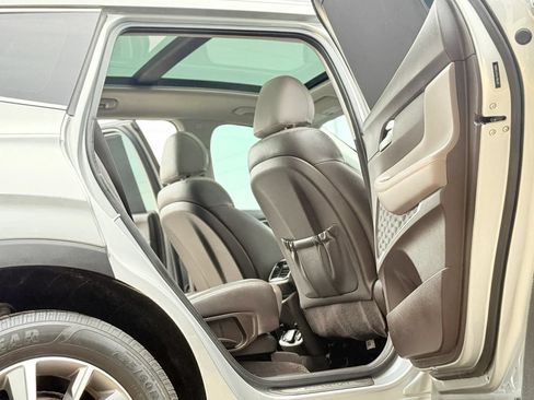 Used 2020 Hyundai Santa Fe Limited FWD image 9