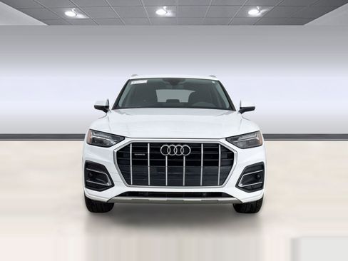 Certified 2021 Audi Q5 Premium AWD/4WD image 6