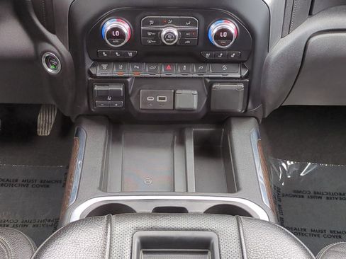 Used 2020 GMC Sierra 2500 Denali w/ Denali Ultimate Package image 21