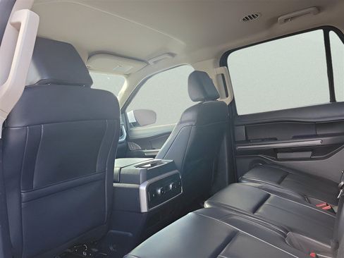 Used 2024 Ford Expedition Max XLT RWD image 10