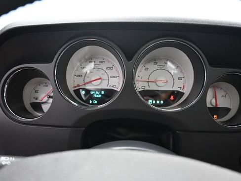 Used 2013 Dodge Challenger SXT RWD image 17