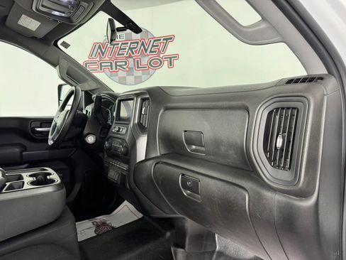 Used 2021 Chevrolet Silverado 2500 W/T w/ WT Convenience Package image 11