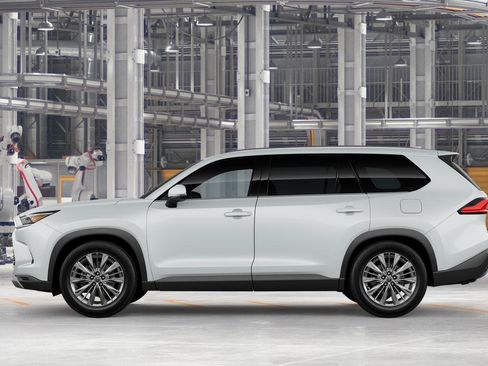 New 2026 Toyota Grand Highlander AWD image 4
