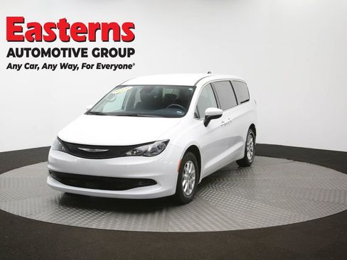 Used 2023 Chrysler Voyager LX FWD image 53