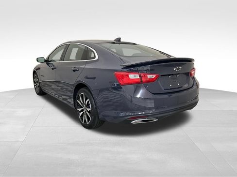 Used 2025 Chevrolet Malibu RS FWD image 3