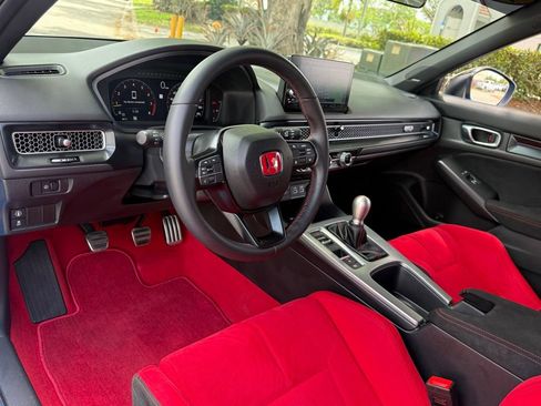 Used 2024 Honda Civic Type R image 18