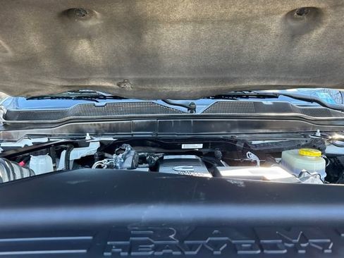 Used 2022 RAM 2500 Big Horn w/ Cold Weather Group image 21