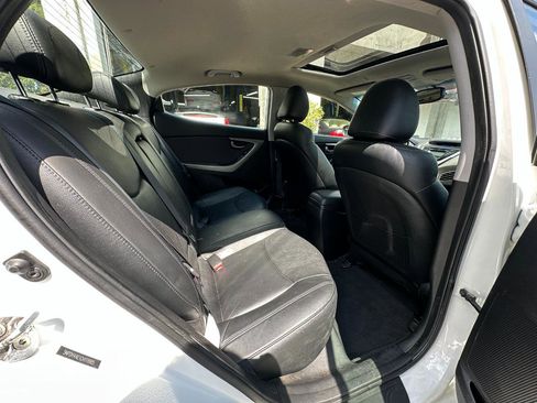 Used 2012 Hyundai Elantra Limited image 32