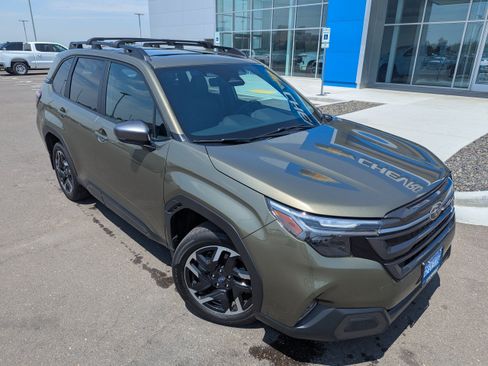 Used 2026 Subaru Forester Limited AWD/4WD image 4