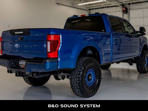 Used 2022 Ford F250 Lariat w/ Black Appearance Package AWD/4WD image 9