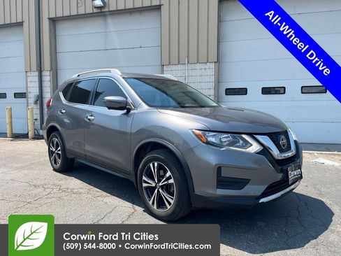 Used 2020 Nissan Rogue SV w/ Premium Package AWD/4WD image 1