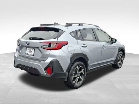 Used 2025 Subaru Crosstrek 2.0i Premium image 6