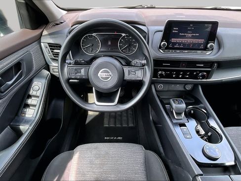 Used 2021 Nissan Rogue S AWD/4WD image 6