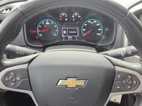 Used 2022 Chevrolet Colorado LT w/ LT Convenience Package image 19