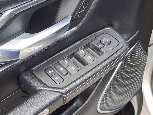 Used 2025 RAM 1500 Laramie image 21