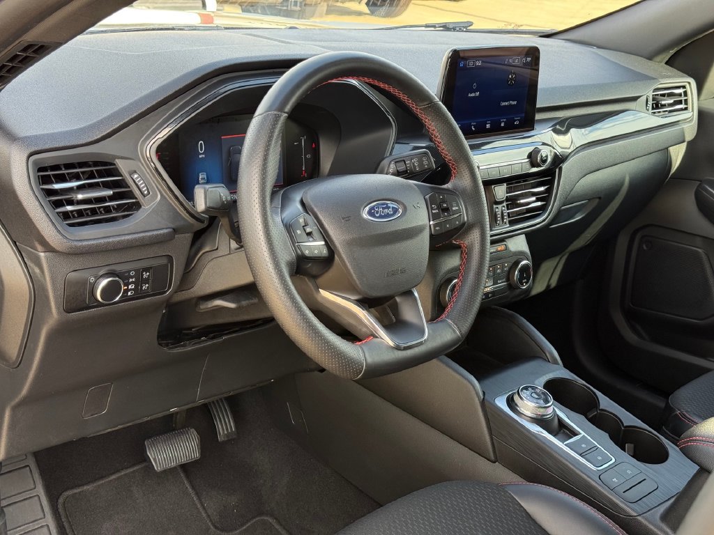 Used 2025 Ford Escape ST-Line FWD image 7