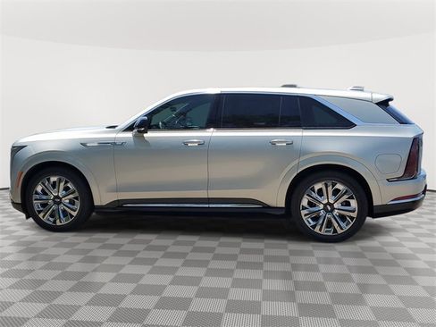 New 2025 Cadillac Escalade IQ Luxury 2 w/ LPO, Radiant Package image 3