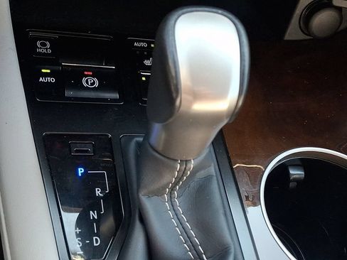 Used 2019 Lexus RX 350 AWD w/ Navigation Package image 16