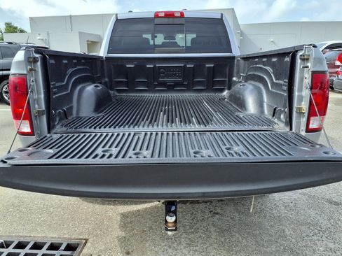 Used 2019 RAM 1500 Classic SLT RWD image 19