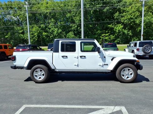 Used 2022 Jeep Gladiator Sport AWD/4WD image 5