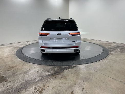 Used 2025 Jeep Grand Cherokee L Summit w/ Obsidian Package image 6